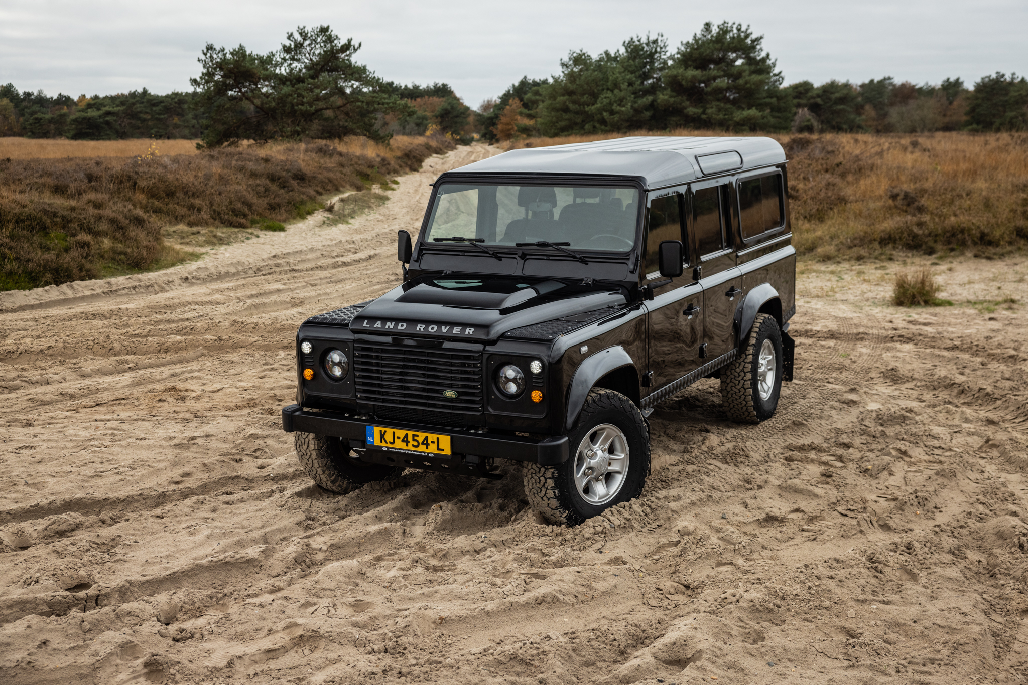 Auto bedrijf van der Zweerde uw Land en Range Rover specialist