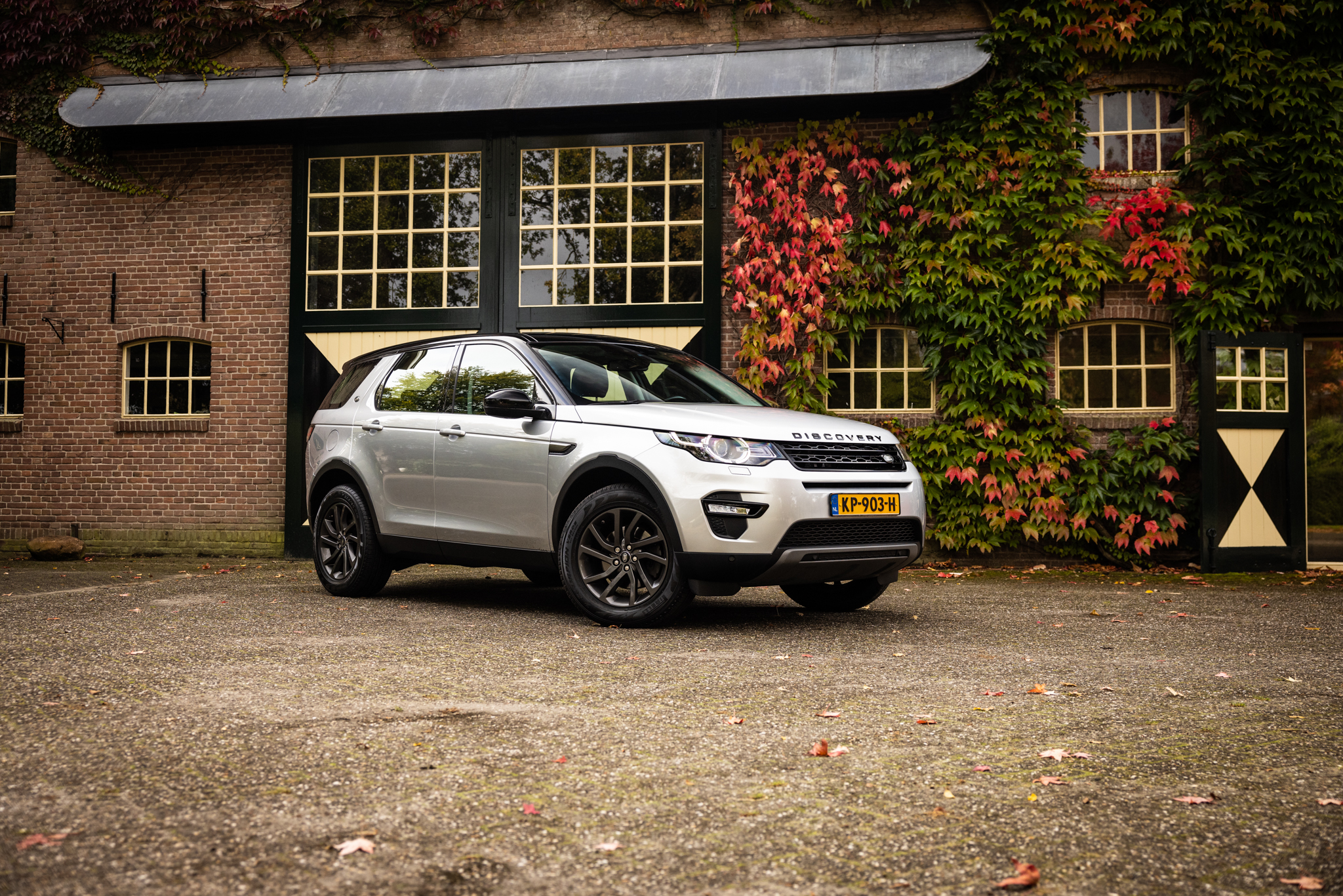 Land Rover Discovery Sport Si4 SE (2016)